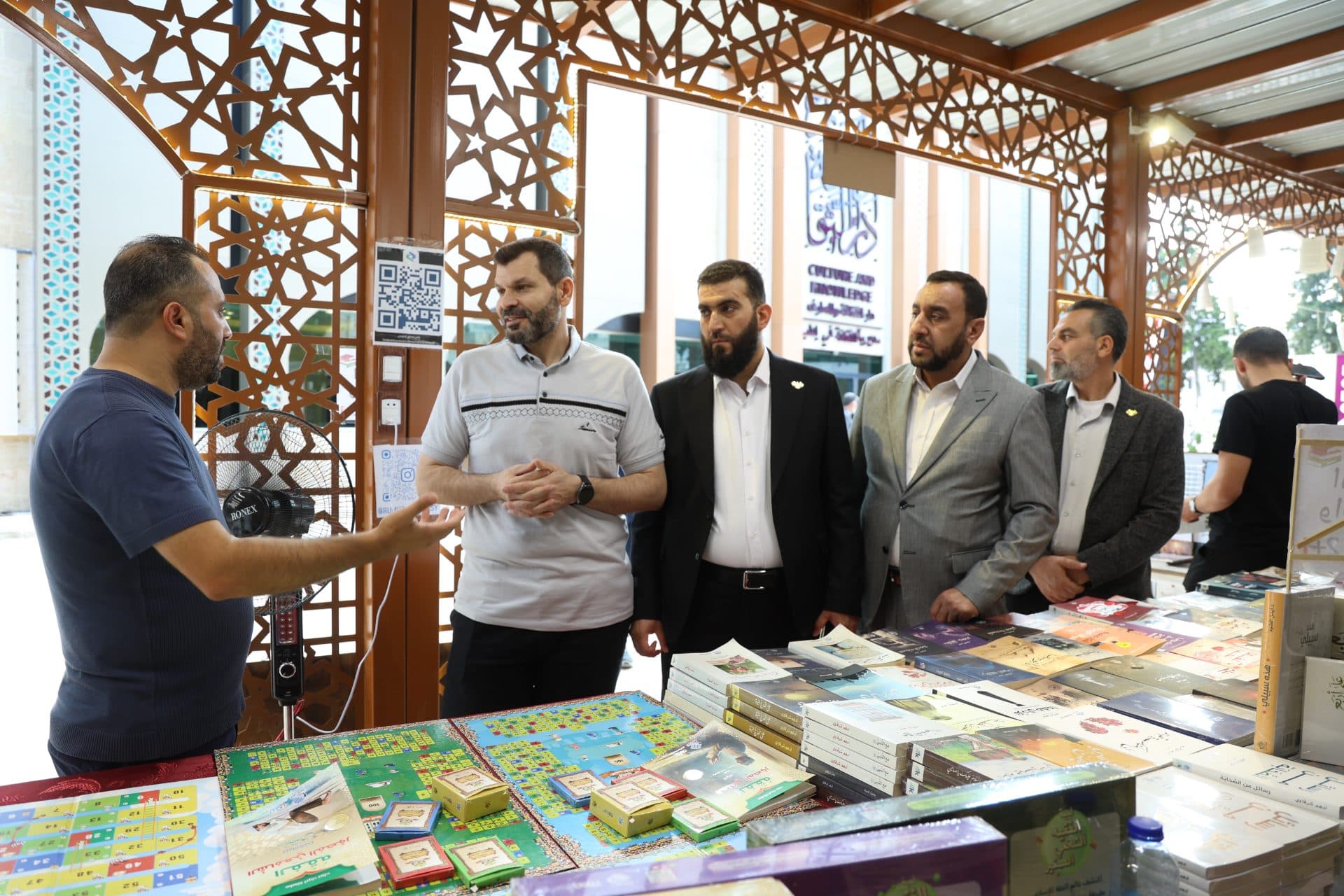 The Deputy Minister of Culture tours the pavilions of the Idlib Book Fair on its last day