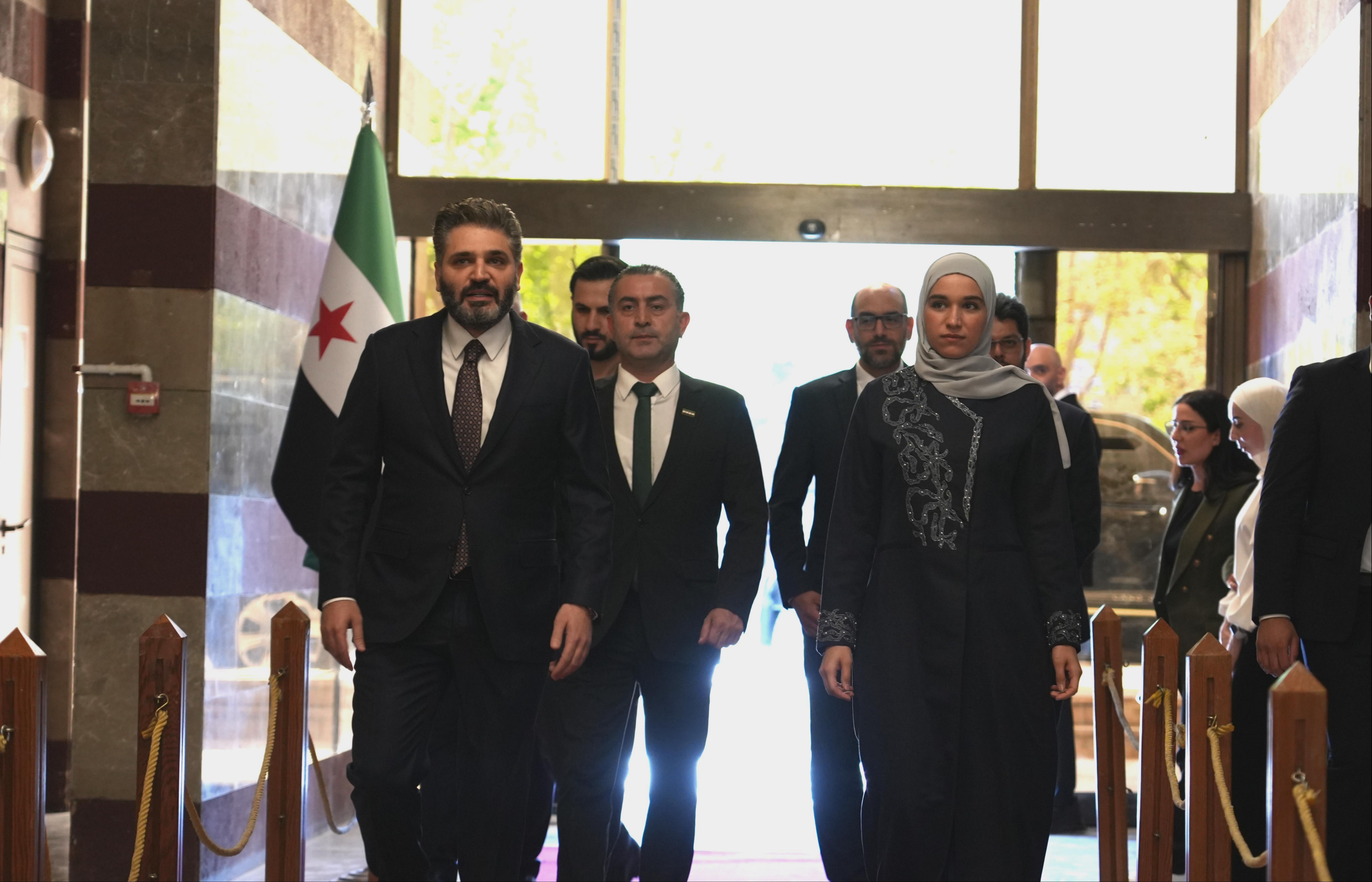 First Lady Latifa Al-Droubi responded to the Ministry of Culture's invitation to the Women's Poets' Evening, which was held at the National Library in Damascus